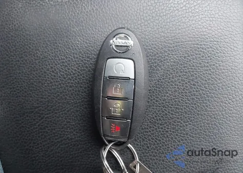 2019 Nissan Kicks Sr from USA, damaged, VIN 3N1CP5CUXKL558435